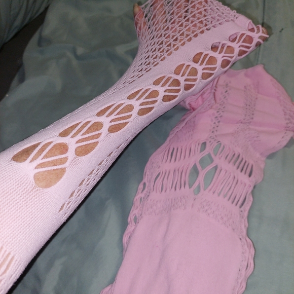 Pink lingerie or cover up one size fits all - Picture 3 of 4